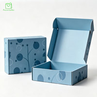 Boîtes d'emballage en carton ondulé écologiques et imperméables personnalisées avec doublure en éponge, design gaufré et portable pour cosmétiques et vêtements
