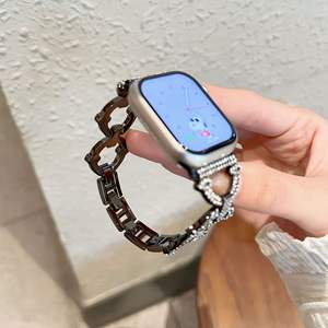 Correa de reloj de Metal en forma de <span class=keywords><strong>O</strong></span> de diamante completo de lujo para <span class=keywords><strong>Apple</strong></span> <span class=keywords><strong>Watch</strong></span> 45mm 49mm 42mm pulsera ahuecada para Iwatch Series 10 9 8 7 6 - Product Image 6