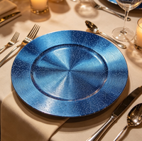 Assiettes de présentation de luxe en PP texturé à pois dorés de 13 pouces pour mariages et événements