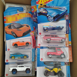 Juguete de Moda, Nuevo Coche de Juguete de Aleación a Escala 1:64, Modelo Deslizante, Coche de Metal Fundido a Presión, Simulación de Coche, Juguete de Ruedas Libres, Regalo de Colección para Niños - Product Image 5