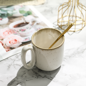 Mug en céramique créatif de style nordique vintage pour le bureau, la maison et les conférences, cadeau d'affaires pour le café, le lait et l'eau - Product Image 1