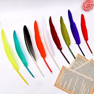 Nouveau <span class=keywords><strong>stylo</strong></span> à bille <span class=keywords><strong>plume</strong></span> encre noire <span class=keywords><strong>plume</strong></span> <span class=keywords><strong>vintage</strong></span> <span class=keywords><strong>plume</strong></span> peinture or métal raffiné plaqué tige <span class=keywords><strong>plume</strong></span> <span class=keywords><strong>stylo</strong></span> à bille pour cadeau de mariage - Product Image 6