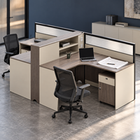 Collection de mobilier de bureau coordonné avec postes de travail, bureaux de direction, tables de réunion et armoires de rangement pour commandes en gros