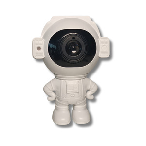 ไฟกลางคืนรูปนักบินอวกาศพร้อมเอฟเฟกต์แสงเลเซอร์ระลอกน้ำ ใช้พลังงานจาก USB พร้อมรีโมทคอนโทรล เหมาะสำหรับตกแต่งห้องนอน ของขวัญ ของตกแต่งงานปาร์ตี้ - Product Image 1