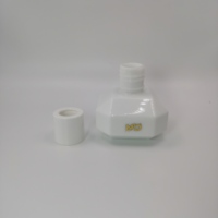 Aromathérapie Céramique Or-Estampé pour Diffuseur de Roseau Bouteille 100ml Récipient Blanc en Porcelaine avec Bouchon à Vis pour Sérum de Soins de la Peau