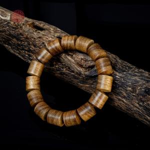 Bracelet de méditation en perles de bambou Lu Thong en bois d'agar naturel de qualité supérieure 12 mm Oud - Product Image 3