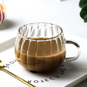 Venta al por mayor de fábrica: Tazas de vidrio acanaladas de 350ml (12oz) de borosilicato alto, tazas de café de vidrio rayado para desayuno, café y latte. - Product Image 6