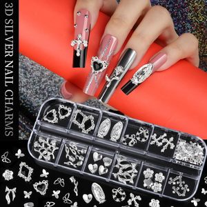Lot de 4 décorations d'ongles Y2K de luxe en métal doré, demi-rondes, avec perles caviar, rivets, breloques, motifs amour et fleurs, et strass - Product Image 6