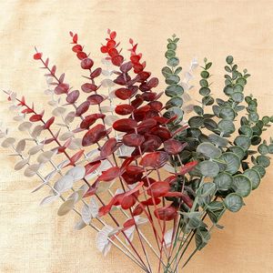 Prix de gros Nouveau design Feuilles d'eucalyptus artificielles à longue tige, plante à feuillage vert pour la décoration intérieure ou les mariages - Product Image 1