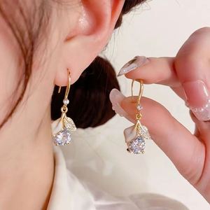 Korean Ginkgo <b>Leaf</b> <b>Light</b> Luxury Shiny Exquisite Earring Hook Women's Tiny Drop Crystal Earrings for Women - Product Image 2