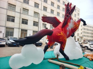 Modello Gonfiabile Gigante Personalizzato a Forma di <span class=keywords><strong>Cavallo</strong></span> Magico per Attività Commerciali, Ideale per Servizi Fotografici ed Eventi Commerciali - Product Image 4