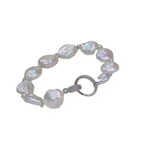 Bracelet en perles d'eau douce naturelles, style vintage, luxe léger, bouton, bijoux baroques, comme accessoire - Product Image 5