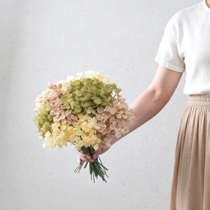 CallaFloral Ramo de Flores Artificiales Verde Beige Marrón Claro de Plástico Decoración de Boda Estilo INS Artesanía - Product Image 1
