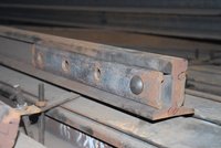 Machine de chantier ferroviaire lourde pour ponts en structure métallique avec services de soudage et de découpe