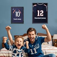 Vitrine murale haut de gamme, idéale pour le rangement des maillots de football, baseball, basketball, soccer et hockey.