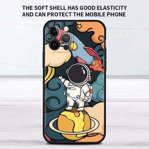 Cover Posteriore Morbida in TPU per iPhone 11 12 13 14 15 Pro <span class=keywords><strong>Max</strong></span> Plus con Simpatico Disegno di Astronauti sulla Luna - Product Image 2