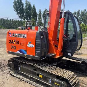 Pelle d'occasion au prix le plus bas 90% Nouvelle pelle HITACHI ZX70 fabriquée au Japon Pelle d'occasion Hitachi70 - Product Image 1
