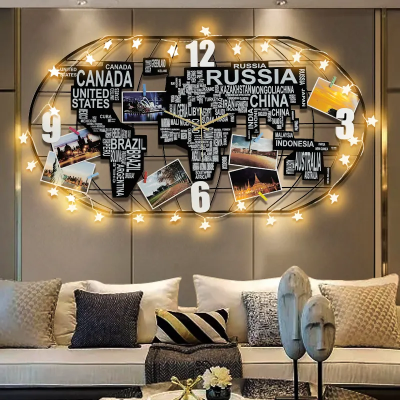 Horloge murale de luxe en métal avec lumière Led, ornement de grande carte du monde, en bois, style rétro