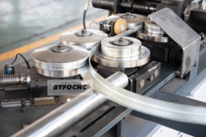 Máquina de Conductos de Aire CNC, Línea de Producción de Bridas Redondas de Hierro Angular para Tuberías de Aire, Máquina de Punzonado - Product Image 4