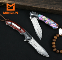 Couteau pliant en acier de Damas avec manche en coquille, couteau de survie d'extérieur, couteau de poche utilitaire, EDC, camping, chasse