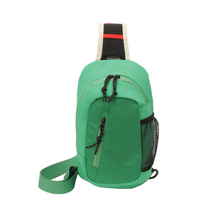 Nueva Bolsa de Pecho Impermeable para Hombre, Diseño Ligero con Cierre, Correa de Hombro Cómoda, Ideal para Viajes - Product Image 4