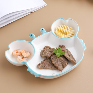 Adorable assiette à dîner pour enfants en céramique en forme de crabe de dessin animé divisé - Product Image 4