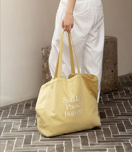 Bolsa de Mano Personalizada con Logotipo, Sostenible, Ecológica, Reciclada, de Algodón Orgánico Negro Regenerativo, Minimalista, de Color Sólido - Product Image 4