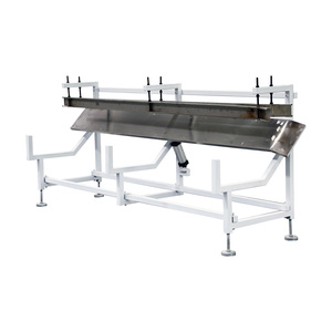 WPC、PVC、UPVCプラスチック製写真窓・ドア枠材製造ライン押出成形機 - Product Image 5