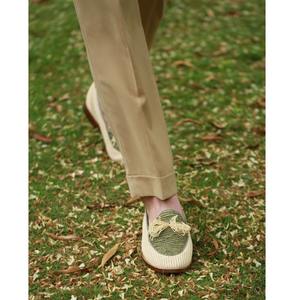 Mocassins carrés confortables et respirants en raphia tressé à lacets pour hommes – Légers, pour le bureau, la carrière, le quotidien et les loisirs - Product Image 5