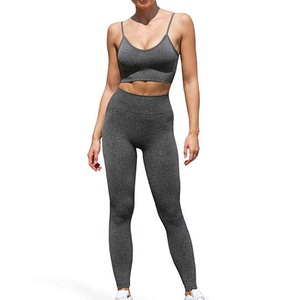 Conjunto de yoga transpirable para mujer, para entrenamiento y fitness, tela ligera para sesiones de yoga, uso en el gimnasio y uso diario. - Product Image 5