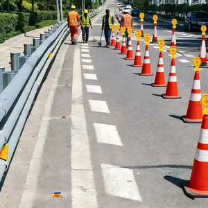 Brezilya Suudi Arabistan IP68 Alüminyum Kedi Gözü Yansıtıcı Led Işıklı Yükseltilmiş Yol İşareti Lambası Güneş Enerjili Yol Çivisi Çivili/Sivri Uçlu - Product Image 5