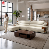 Europäisches Modernes Sofa im Chinesischen Stil aus Hochwertigem Massivholz mit Oberster Schicht aus Schwarzem Gold-Rindsleder für Wohnzimmer und Villa