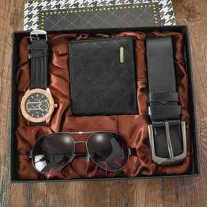 Set de Regalo para Hombre: Reloj, Cartera, Llavero y Perfume - Cuero PU Marrón, Regalo Promocional Empresarial, Económico, con Serigrafía - Product Image 2