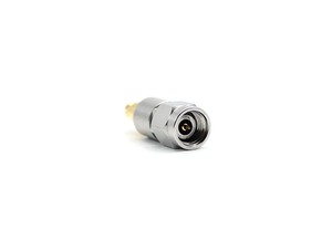 Adaptador RF SMP Hembra a Hembra de Alta Calidad, 50 Ohmios, Chapado en Oro, Certificado ISO-9001 - Product Image 1