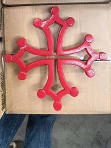 Sous-plat rond en fonte antique de style français, <span class=keywords><strong>Occitane</strong></span>, <span class=keywords><strong>croix</strong></span> rouge, pour table, diamètre 20 cm, décoration de ferme - Product Image 4
