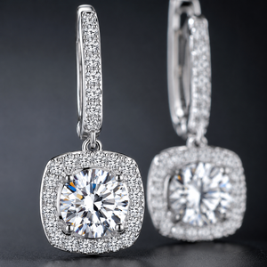 Collana Geometrica con Zirconi Quadrati per Donne, Gioiello Elegante e Minimalista per Uso Quotidiano - Product Image 3