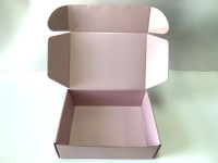 Matériaux recyclés portables feuille chaude estampage Logo papier ondulé boîte postale rose imprimé des deux côtés pour l'emballage alimentaire de sucre
