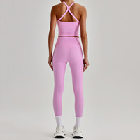 Ensemble de yoga TongJoes : Débardeur de sport uni, Lingerie, Pantalon taille mi-haute avec design fessier galbant, Devant froncé, Logo, Taille élastique