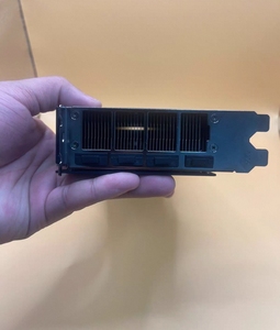 การ์ดจอหลายรุ่น RTX Series ความจุ VRAM สูง 22GB 20GB 24GB 32GB 48GB สำหรับ AI Deep Learning การฝึกอบรมโมเดลขนาดใหญ่แบบท้องถิ่น - Product Image 3