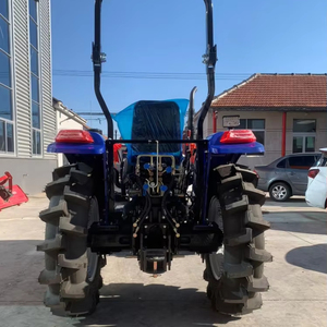 Tracteur économique, 60 CV, 4x4, diesel, avec chargeur frontal, adapté aux exploitations agricoles et aux vergers. - Product Image 3