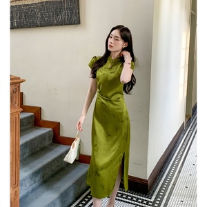 ชุดจีนโบราณสุดหรูสำหรับผู้หญิง คอลเลคชั่นใหม่ ฤดูร้อน 2025 ชุดกี่เพ้าและชุดสีเขียว - Product Image 4