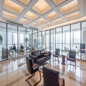 Phong cách hiện đại rõ ràng <span class=keywords><strong>Modular</strong></span> Glass văn phòng phân vùng Bảng điều chỉnh hệ thống Divider tùy chỉnh kích thước với chất liệu nhôm - Product Image 5