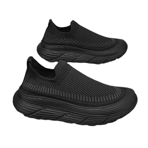 Chaussures de course noires unies pour hommes, à enfiler, en maille respirante, à bout rond, avec semelle extérieure en caoutchouc et semelle intermédiaire en EVA, pour toutes les saisons - Product Image 3