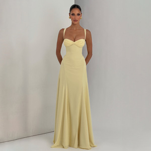 Vestido de Noche Largo con Escote Corazón, Tirantes Finos, Cintura Natural, Corte Entallado, Elegante para Banquetes y Fiestas - Product Image 1