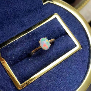 Anello di Fidanzamento Classico Personalizzato in Argento Sterling 925 Placcato Oro 18k con Opale Naturale Taglio Ovale - Product Image 1