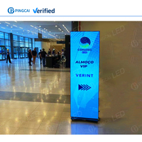 Pantalla LED Plegable Portátil para Interiores P2 640x1920mm, con Soporte de Pie, Unión sin Costuras, Control 4G, para Exhibición de Carteles en Comercios