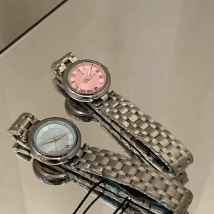 Elegante Orologio al Quarzo da <span class=keywords><strong>Donna</strong></span> con Cinturino in <span class=keywords><strong>Acciaio</strong></span> Inossidabile Lucido e Numeri Romani Chiari per Ufficio e Casual Longinesing - Product Image 3