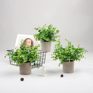 Planta Artificial Cilíndrica con Simulación de Pulpa - Follaje Realista para Escritorio con Maceta de Textura Natural - Product Image 4
