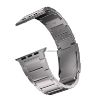 Bracelet de luxe respirant en titane de grade 2 pour montre connectée Ultra 49 mm, fermoir magnétique