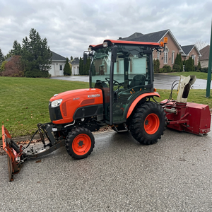 Nouveau tracteur agricole compact 4x4 B2650 50 CV à transmission par engrenages avec pompe et roulement, garantie 1 an - Product Image 1